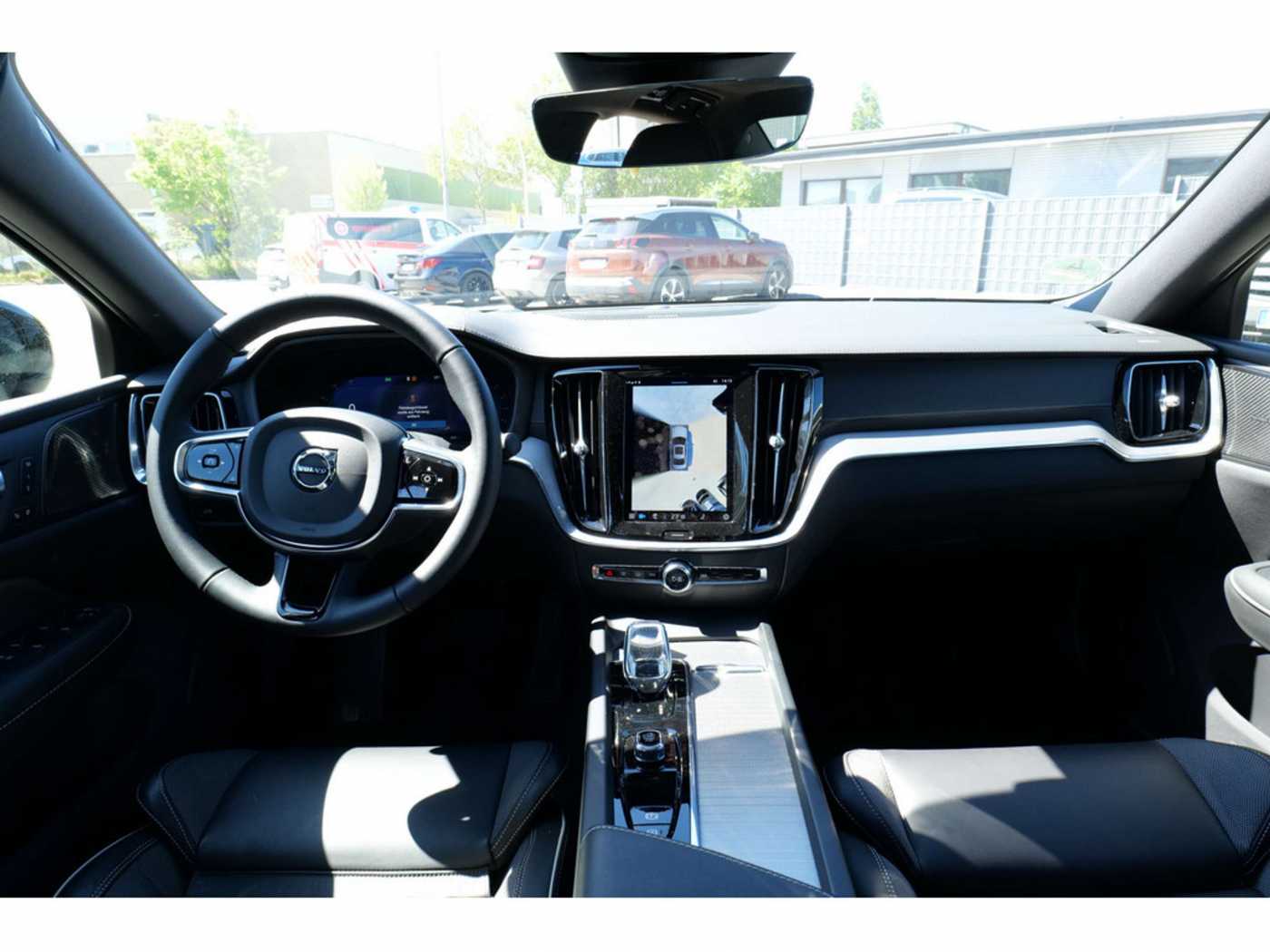 Volvo  Lim. B5 Ultimate Dark AWD LED PANO 360°