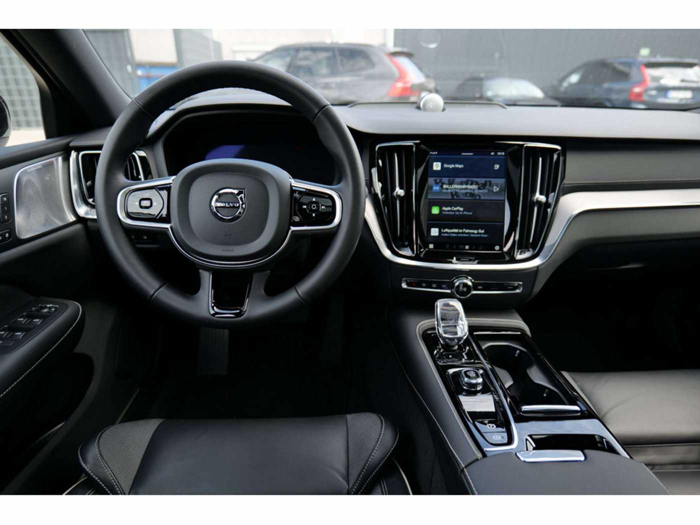 Volvo  Lim. T8 AWD Ultimate Dark Recharge Plug-In Hybrid AWD
