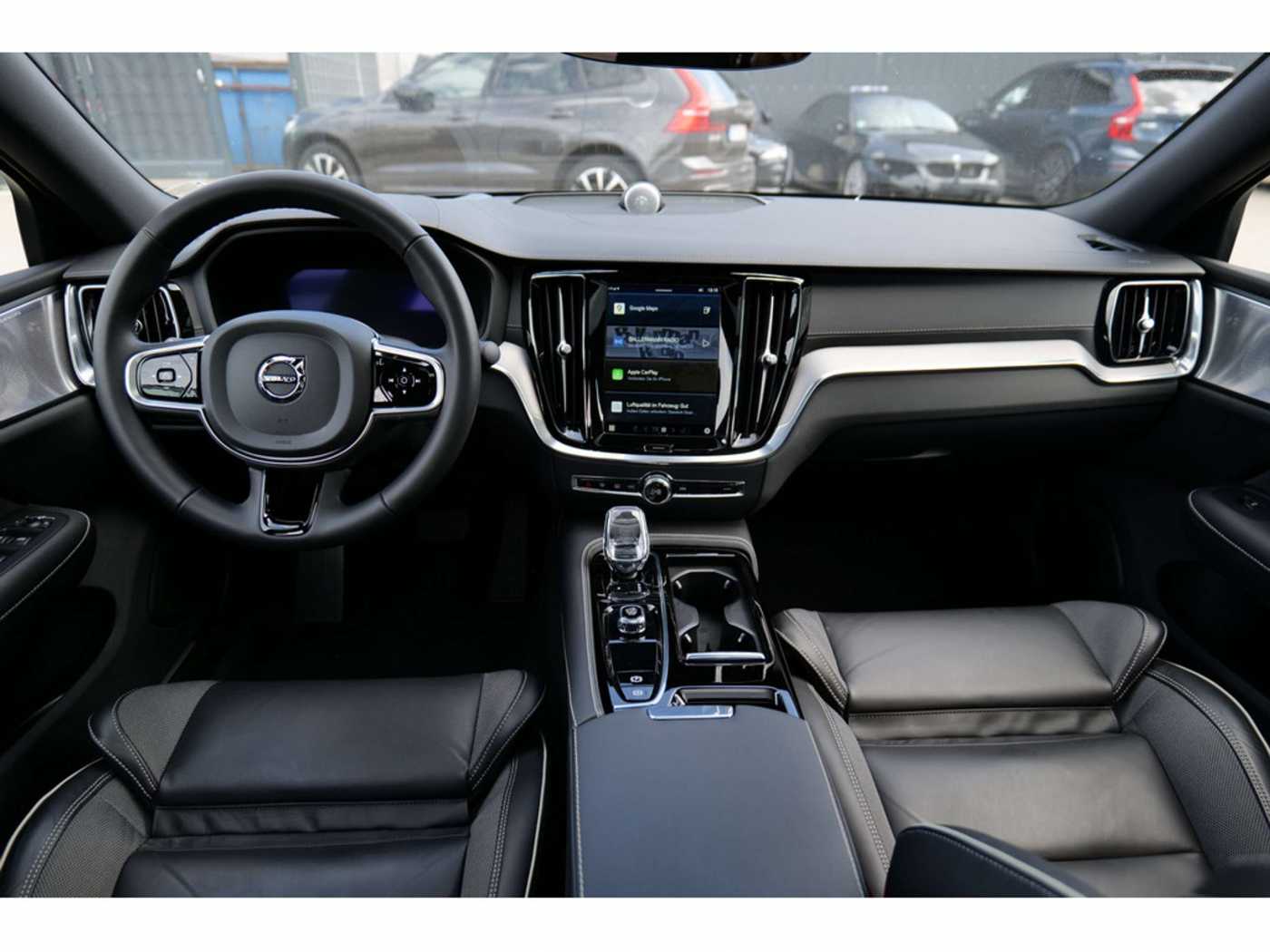 Volvo  Lim. T8 AWD Ultimate Dark Recharge Plug-In Hybrid AWD
