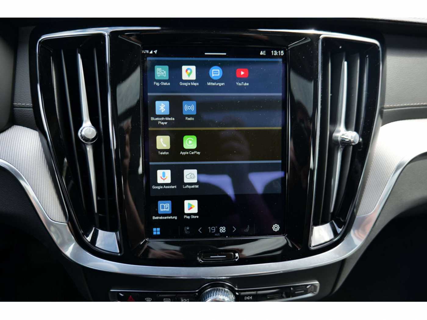 Volvo  Lim. T8 AWD Ultimate Dark Recharge Plug-In Hybrid AWD