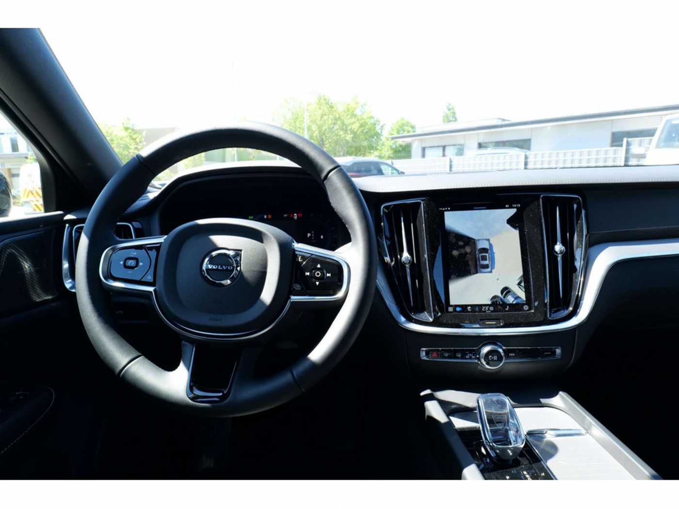 Volvo  Lim. B5 Ultimate Dark AWD LED PANO 360°