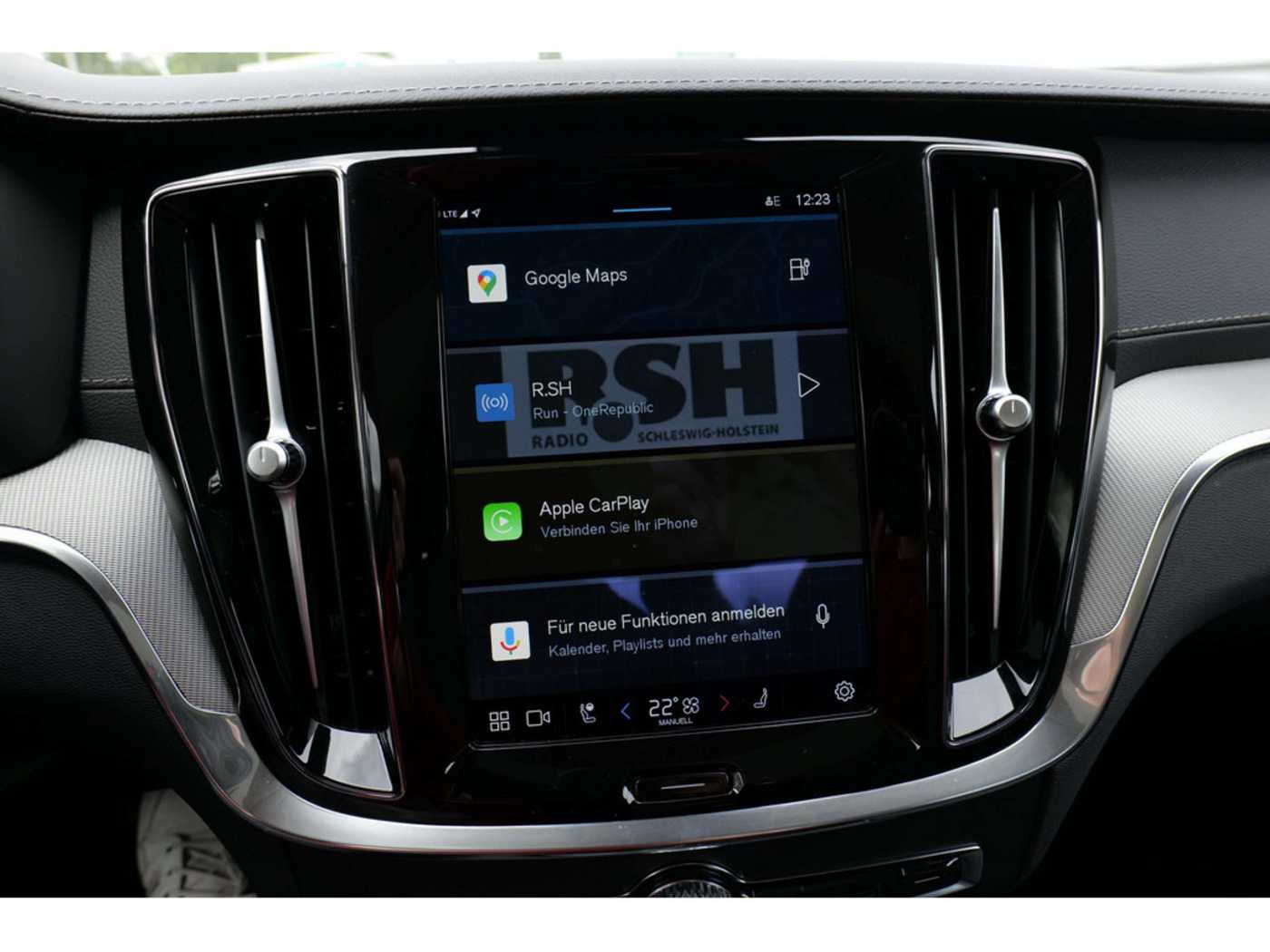 Volvo  Lim. T8 Ultimate Dark Recharge Plug-In Hybrid AWD
