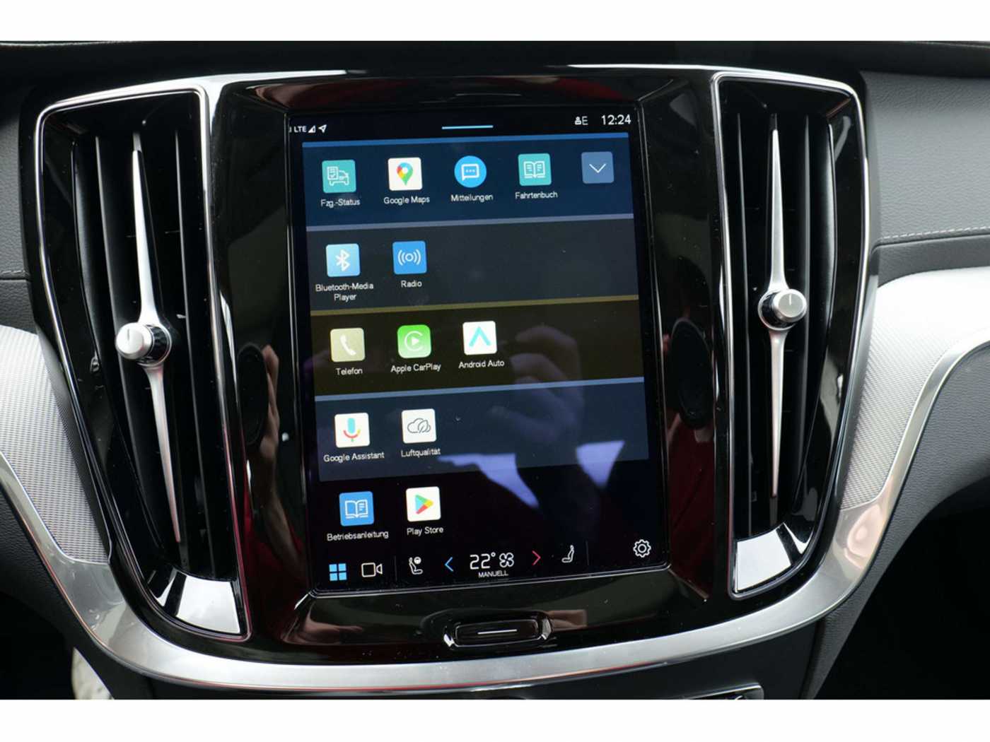 Volvo  Lim. T8 Ultimate Dark Recharge Plug-In Hybrid AWD