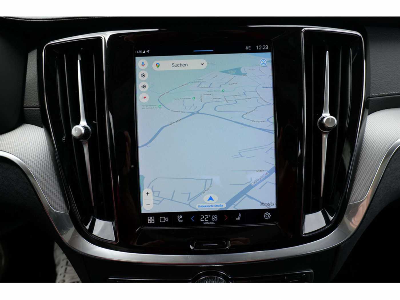 Volvo  Lim. T8 Ultimate Dark Recharge Plug-In Hybrid AWD