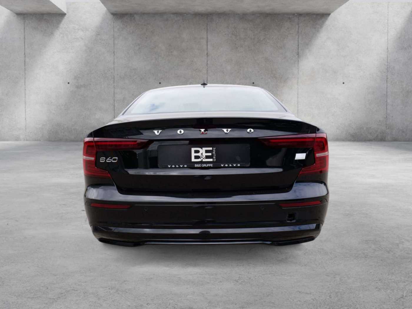 Volvo  Lim. T8 Ultimate Dark Recharge Plug-In Hybrid AWD