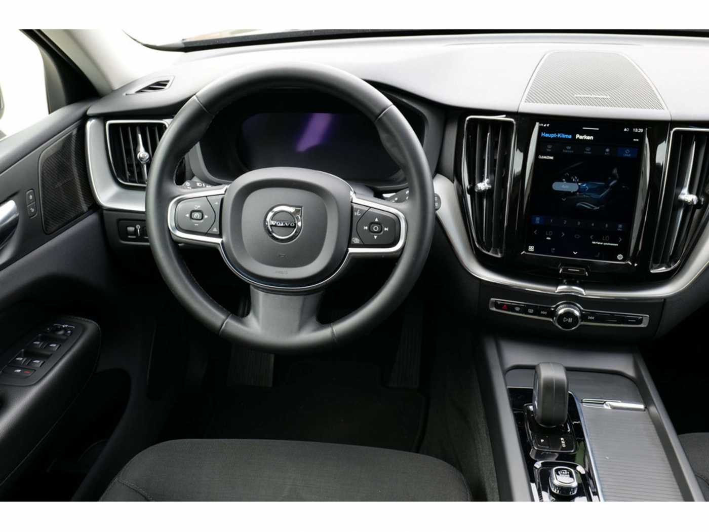 Volvo  T6 Inscription Expression Recharge Plug-In Hybrid AWD