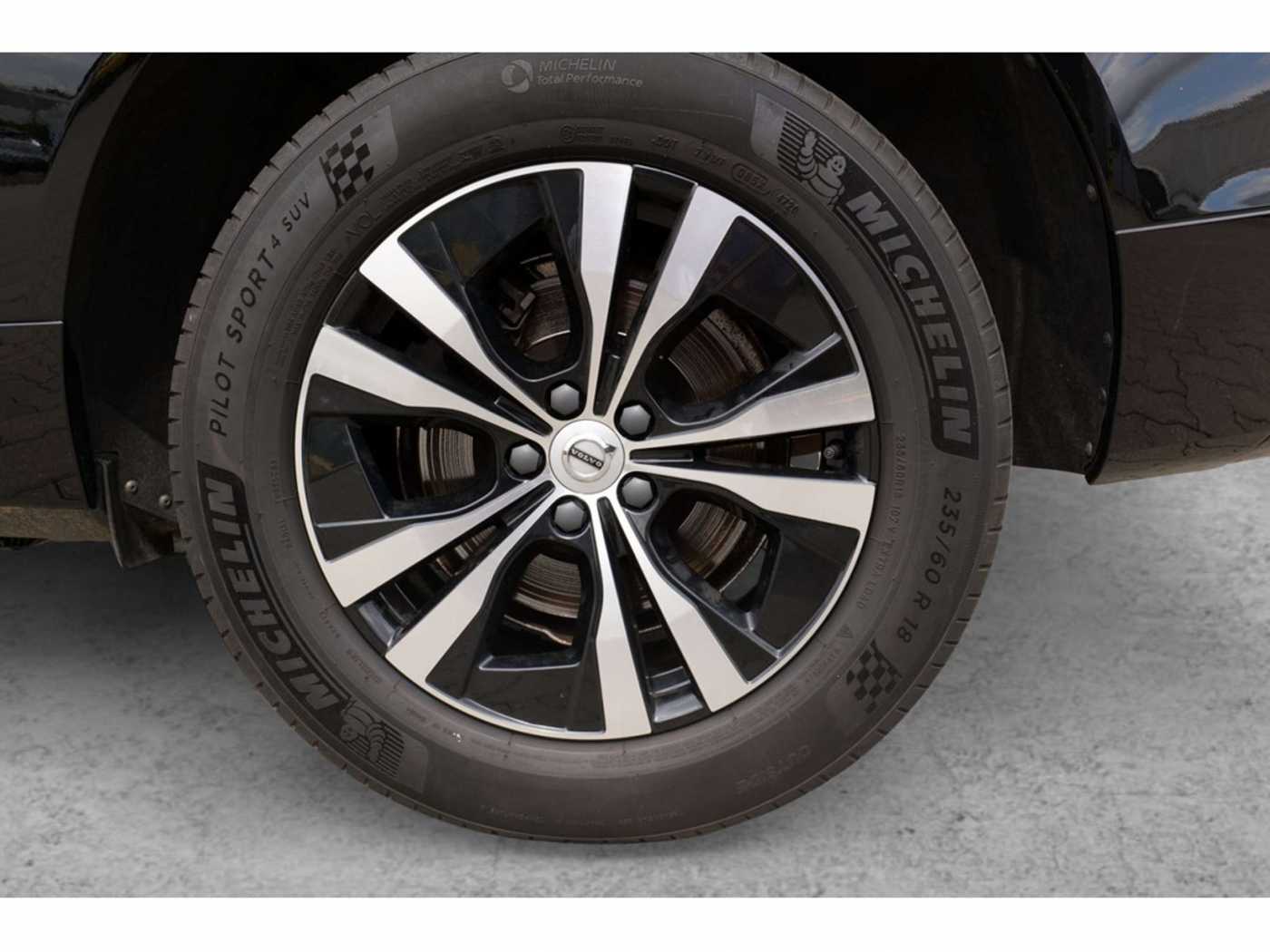 Volvo  T6 Inscription Expression Recharge Plug-In Hybrid AWD