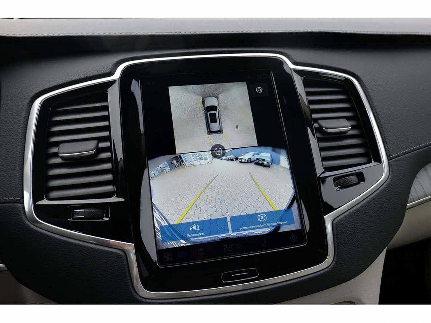 Volvo  T8 Ultra Bright Recharge Plug-In Hybrid AWD
