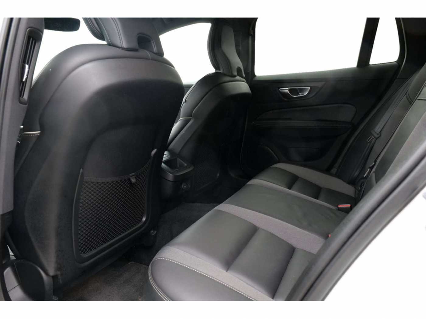 Volvo  B3 R Design KAMERA NAVI STANDHZ LED LED