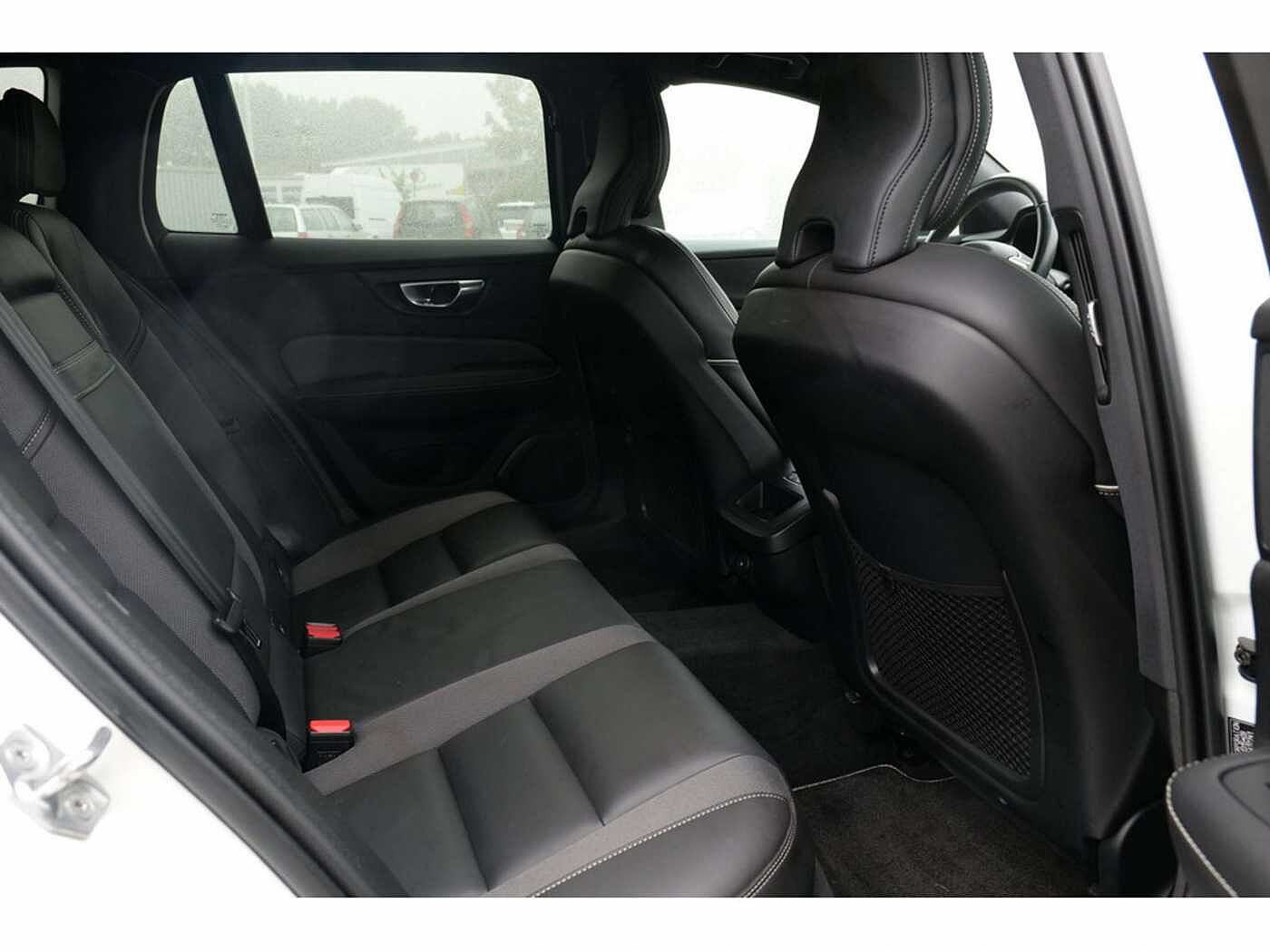 Volvo  B3 R Design KAMERA NAVI STANDHZ LED LED