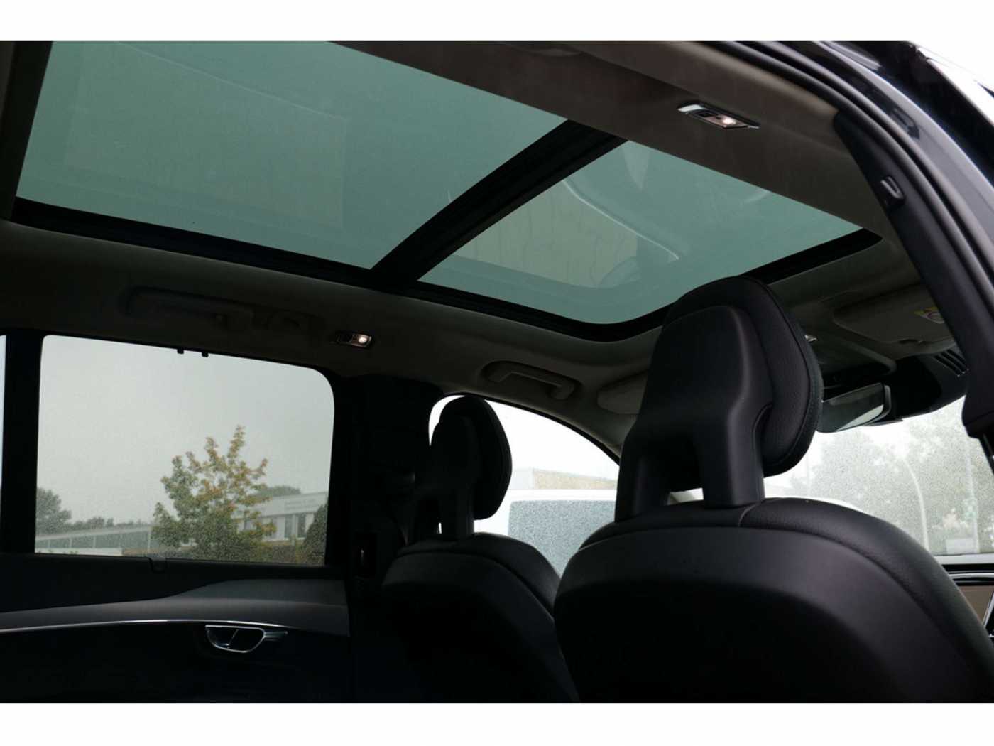 Volvo  T8 Inscription Expression Recharge Plug-In Hybrid AWD