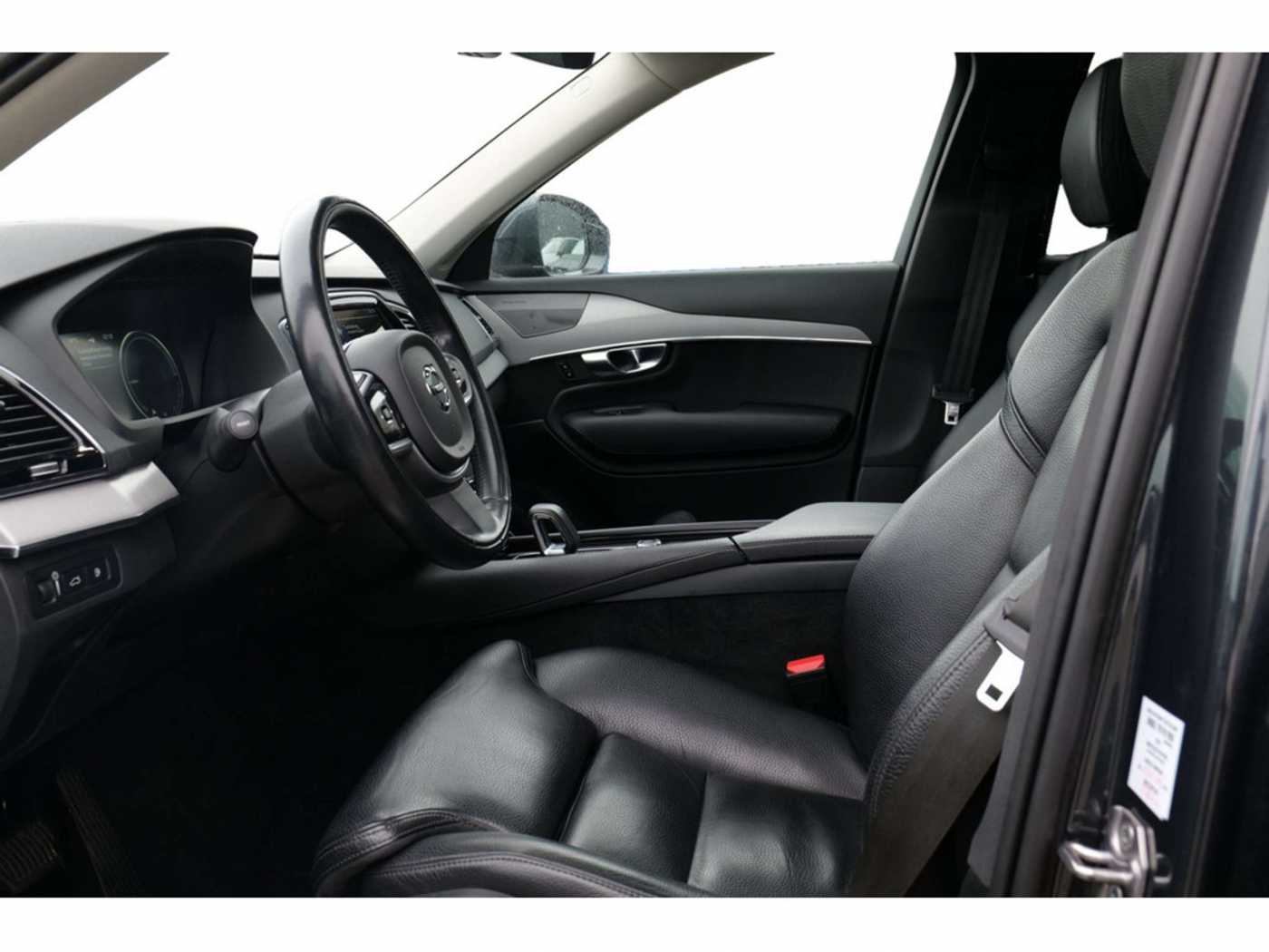 Volvo  T8 Inscription Expression Recharge Plug-In Hybrid AWD