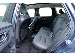 Volvo  T8 Ultra Dark Recharge Plug-In Hybrid AWD