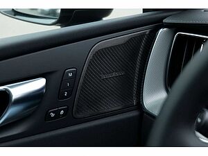 Volvo  T8 Ultra Dark Recharge Plug-In Hybrid AWD
