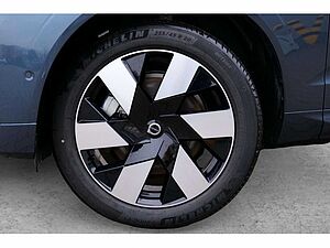 Volvo  T8 Ultra Dark Recharge Plug-In Hybrid AWD