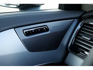 Volvo  T8 Plus Bright Recharge Plug-In Hybrid AWD