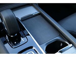 Volvo  T8 Plus Bright Recharge Plug-In Hybrid AWD