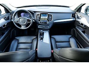 Volvo  T8 Plus Dark Recharge Plug-In Hybrid AWD