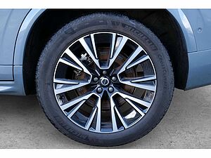 Volvo  T8 Plus Dark Recharge Plug-In Hybrid AWD