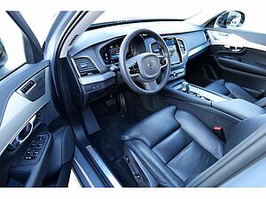 Volvo  T8 Plus Dark Recharge Plug-In Hybrid AWD