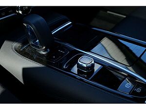 Volvo  Lim. 2.0 Ultimate Dark Recharge Plug-In Hybrid AWD