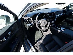 Volvo  Lim. 2.0 Ultimate Dark Recharge Plug-In Hybrid AWD