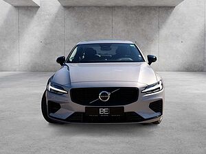 Volvo  Lim. 2.0 Ultimate Dark Recharge Plug-In Hybrid AWD