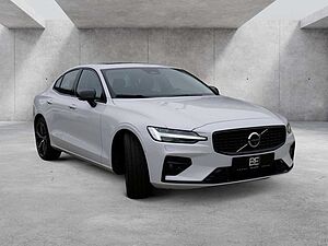 Volvo  Lim. B5 Ultimate Dark AWD LED PANO 360°