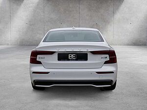 Volvo  Lim. B5 Ultimate Dark AWD LED PANO 360°
