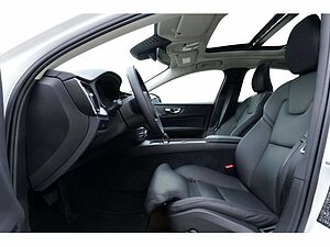 Volvo  Lim. B5 Ultimate Dark AWD LED PANO 360°