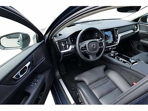 Volvo  Lim. T8 Ultimate Dark Recharge Plug-In Hybrid AWD