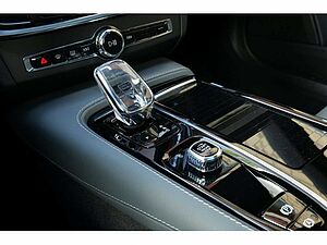 Volvo  T8 Inscription Recharge Plug-In Hybrid AWD