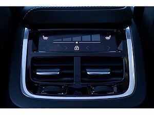 Volvo  Lim. B5 Ultimate Dark AWD LED PANO 360°