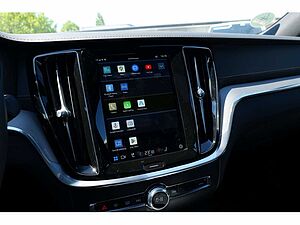 Volvo  Lim. B5 Ultimate Dark AWD LED PANO 360°