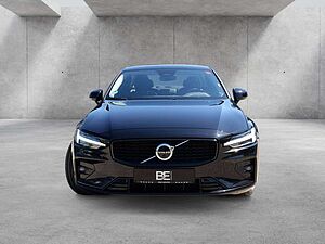 Volvo  Lim. B5 Ultimate Dark AWD LED PANO 360°
