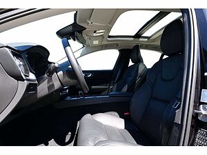 Volvo  Lim. B5 Ultimate Dark AWD LED PANO 360°