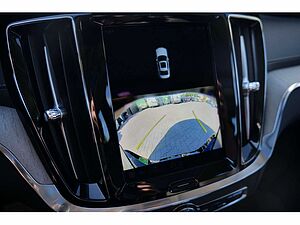 Volvo  Lim. B5 Ultimate Dark AWD LED PANO 360°