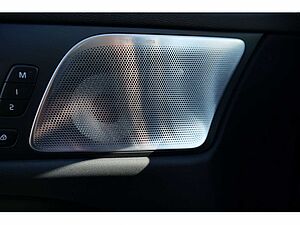 Volvo  Lim. B5 Ultimate Dark AWD LED PANO 360°