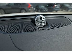 Volvo  Lim. T8 AWD Ultimate Dark Recharge Plug-In Hybrid AWD