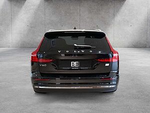 Volvo  Kombi T6 Core Recharge AWD STANDHZ LED