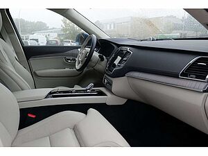 Volvo  T8 Ultra Bright Recharge Plug-In Hybrid AWD