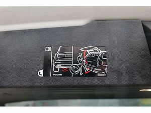 Volvo  B3 R Design KAMERA NAVI STANDHZ LED LED