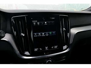 Volvo  B3 R Design KAMERA NAVI STANDHZ LED LED