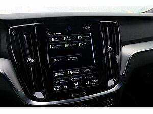 Volvo  B3 R Design KAMERA NAVI STANDHZ LED LED
