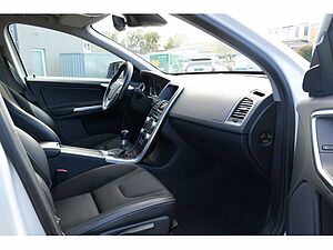 Volvo  D4 AWD Momentum