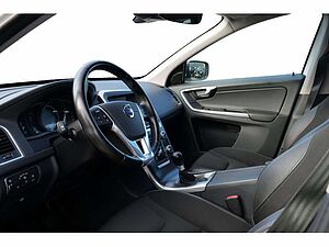 Volvo  D4 AWD Momentum