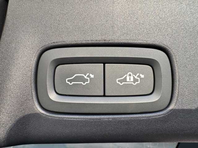 Volvo  V90 Recharge Inscription, T8 AWD Plug-in Hybrid