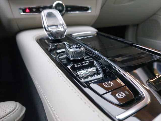 Volvo  V90 Recharge Inscription, T8 AWD Plug-in Hybrid