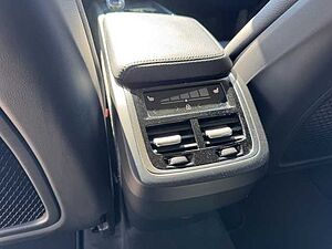 Volvo  XC60 Inscription, B5 Mild-Hybrid Diesel AWD