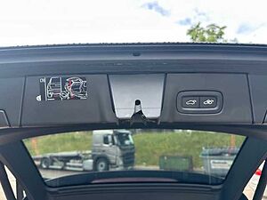Volvo  V90 T8 TWIN ENGINE AWD Automatikgetriebe (223+65kW/303+87PS) Inscription